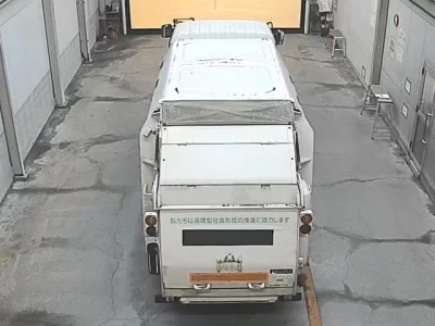 Isuzu FORWARD  с аукциона в Японии