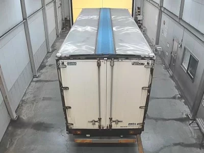 Isuzu FORWARD  с аукциона в Японии