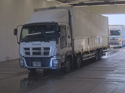 Isuzu GIGA  с аукциона в Японии