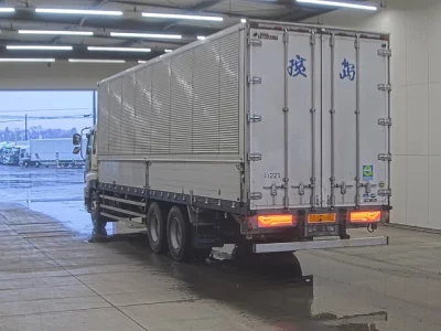 Isuzu GIGA  с аукциона в Японии