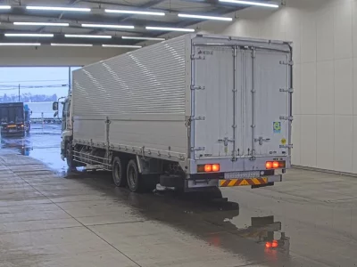 Isuzu GIGA  с аукциона в Японии