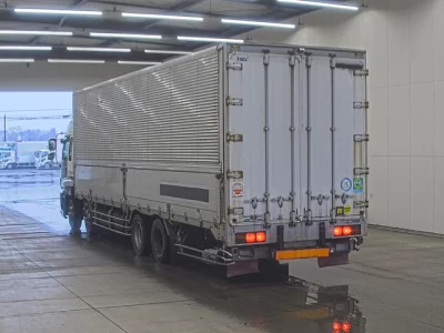 Isuzu GIGA  с аукциона в Японии