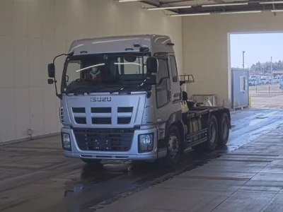 Isuzu GIGA  с аукциона в Японии