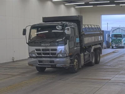 Isuzu GIGA  с аукциона в Японии