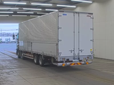 Isuzu GIGA  с аукциона в Японии