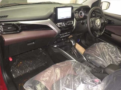 Suzuki FRONX  с аукциона в Японии