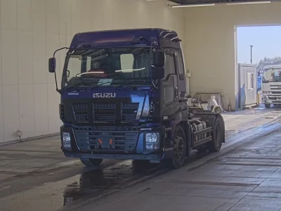 Isuzu GIGA  с аукциона в Японии