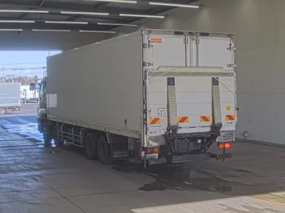 Isuzu GIGA  с аукциона в Японии