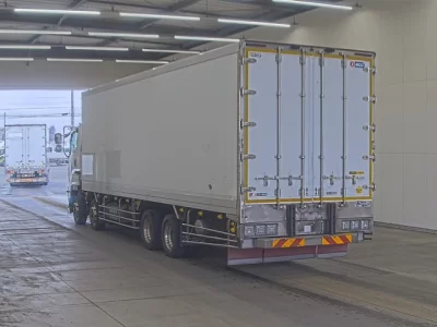 Isuzu GIGA  с аукциона в Японии