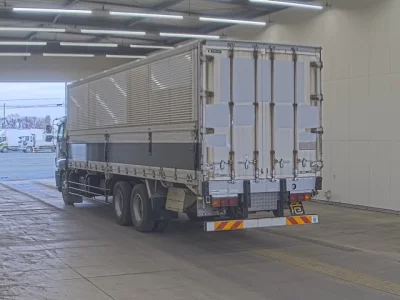 Isuzu GIGA  с аукциона в Японии