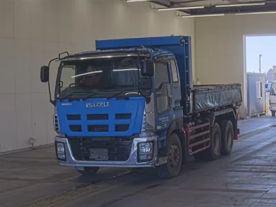 Isuzu GIGA  с аукциона в Японии