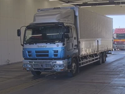 Isuzu GIGA