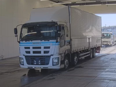 Isuzu GIGA