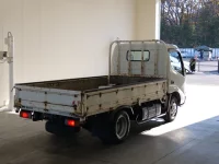 Toyota DYNA лот № 1001 оценка R  с аукциона в Японии 1