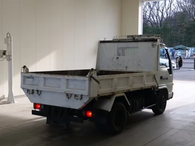 Nissan ATLAS  с аукциона в Японии