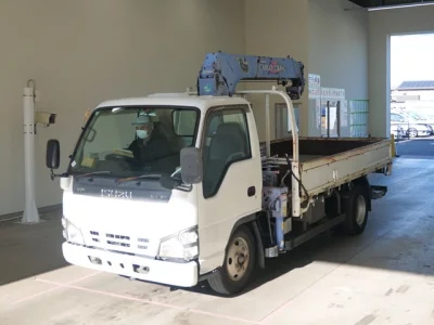 Isuzu ELF  с аукциона в Японии