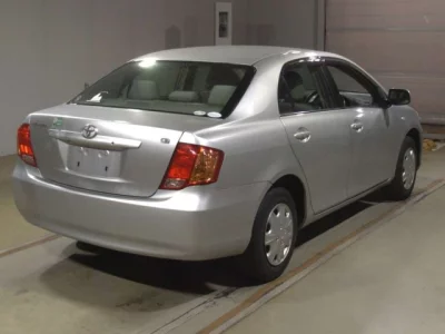 Toyota COROLLA AXIO  с аукциона в Японии