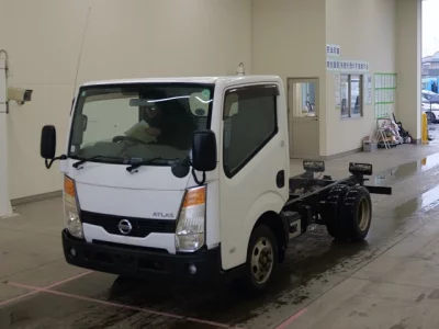 Nissan ATLAS  с аукциона в Японии