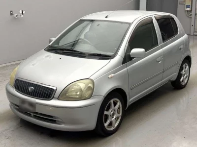 Toyota VITZ  с аукциона в Японии