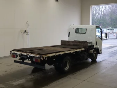 Isuzu ELF  с аукциона в Японии