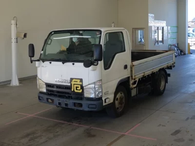 Isuzu ELF  с аукциона в Японии