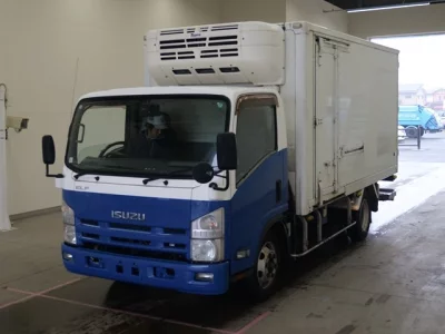 Isuzu ELF