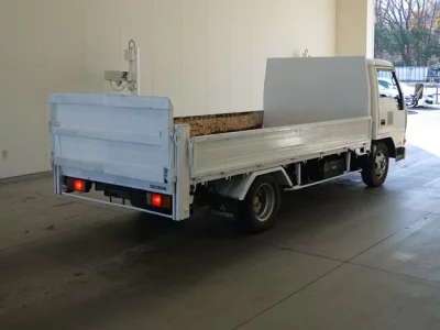 Mitsubishi CANTER  с аукциона в Японии
