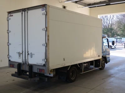 Mitsubishi CANTER  с аукциона в Японии