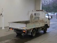 Mitsubishi CANTER лот № 23 оценка R  с аукциона в Японии 1