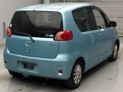 Toyota PORTE  с аукциона в Японии