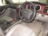 Toyota HILUX SURF лот № 8044 оценка 4  с аукциона в Японии 2