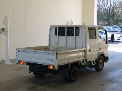 Mazda TITAN  с аукциона в Японии