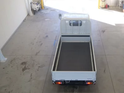 Toyota DYNA  с аукциона в Японии