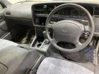 Toyota HIACE лот № 20033 оценка RA  с аукциона в Японии 3