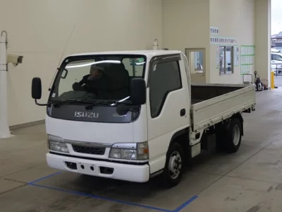 Isuzu ELF  с аукциона в Японии
