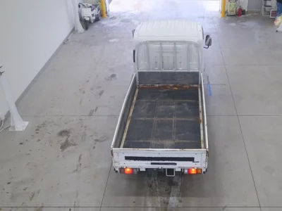 Isuzu ELF  с аукциона в Японии