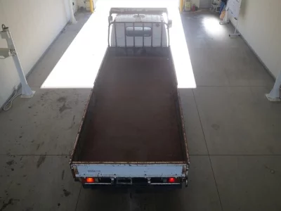 Isuzu ELF  с аукциона в Японии