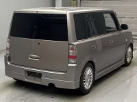 Toyota BB лот № 18099 оценка R  с аукциона в Японии 1