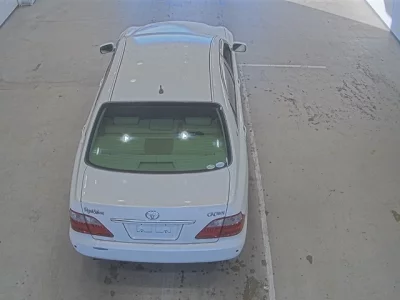 Toyota CROWN  с аукциона в Японии
