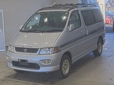 Toyota HIACE REGIUS