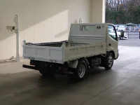 Hino DUTRO лот № 1049 оценка R  с аукциона в Японии 1