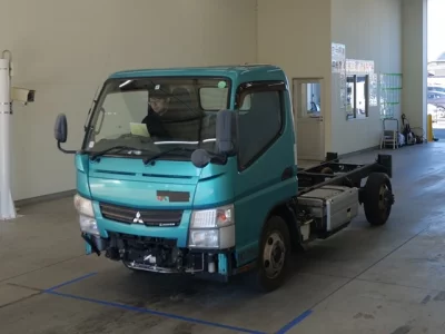Mitsubishi CANTER  с аукциона в Японии