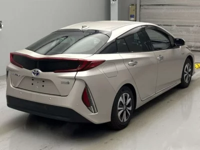 Toyota PRIUS PHV