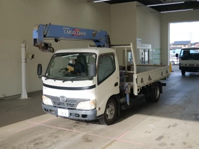 Hino DUTRO  с аукциона в Японии