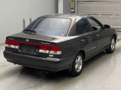 Nissan SUNNY  с аукциона в Японии
