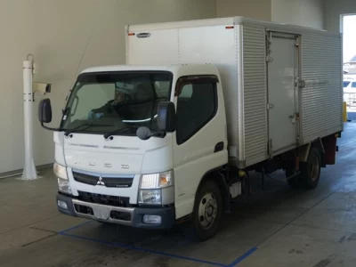 Mitsubishi CANTER  с аукциона в Японии