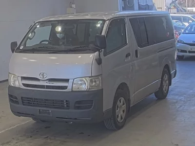 Toyota REGIUS ACE VAN  с аукциона в Японии