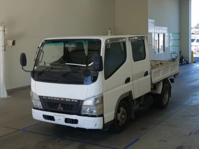 Mitsubishi CANTER  с аукциона в Японии
