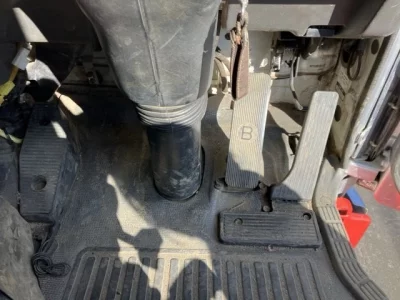 Isuzu FORWARD  с аукциона в Японии