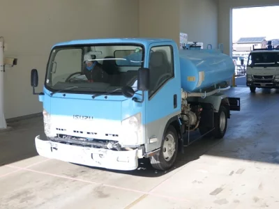 Isuzu ELF  с аукциона в Японии